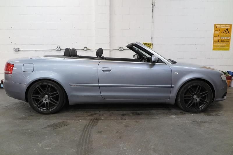 Used Audi A4 Cabriolet Design 140 HP (102 kW) 2009 Silver Cabriolet