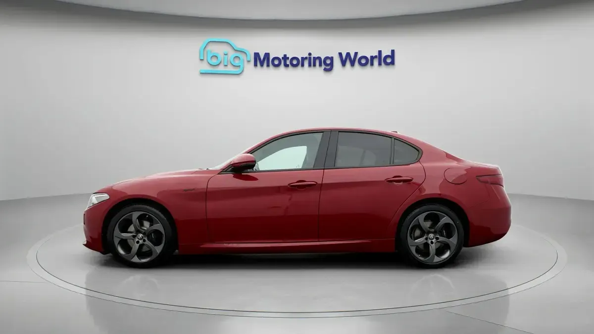 Used Alfa Romeo Giulia Sprint Sprint 197 HP (144 kW) 2022 Coupe