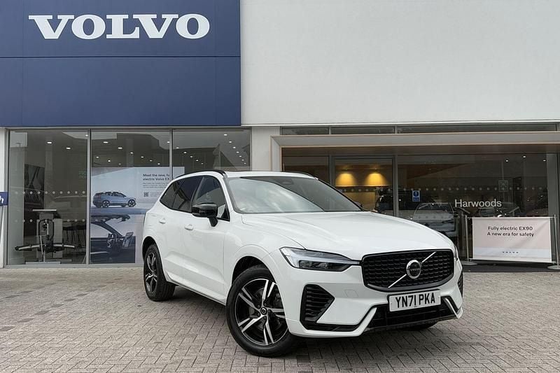 White Used 2021 Volvo XC60 R-Design SUV | £29,490 (Fair price) - Image 1/4