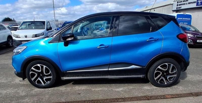 Second-hand Renault Captur Dynamique 90 CP (66 kW) 2016 Albastru SUV