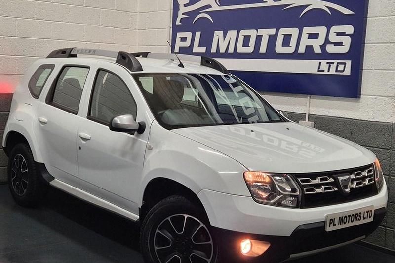 White Used 2017 Dacia Duster Prestige SUV | £12,495 (Fair price) - Image 1/1