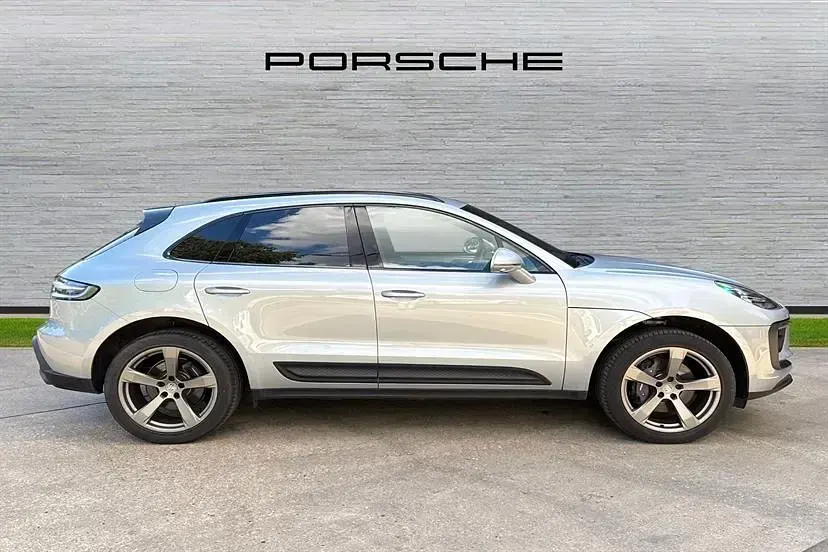 Used Porsche Macan 265 HP (194 kW) 2023 Silver SUV