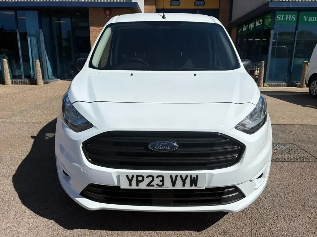 Used Ford Transit Connect Trend 100 HP (73 kW) 2023 White MPV