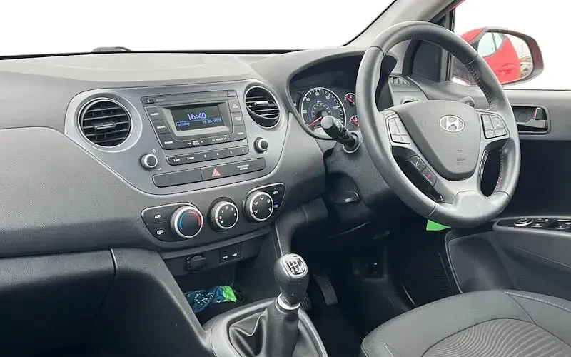 Gebraucht Hyundai i10 SE 67 PS (49 kW) 2020 Kleinwagen