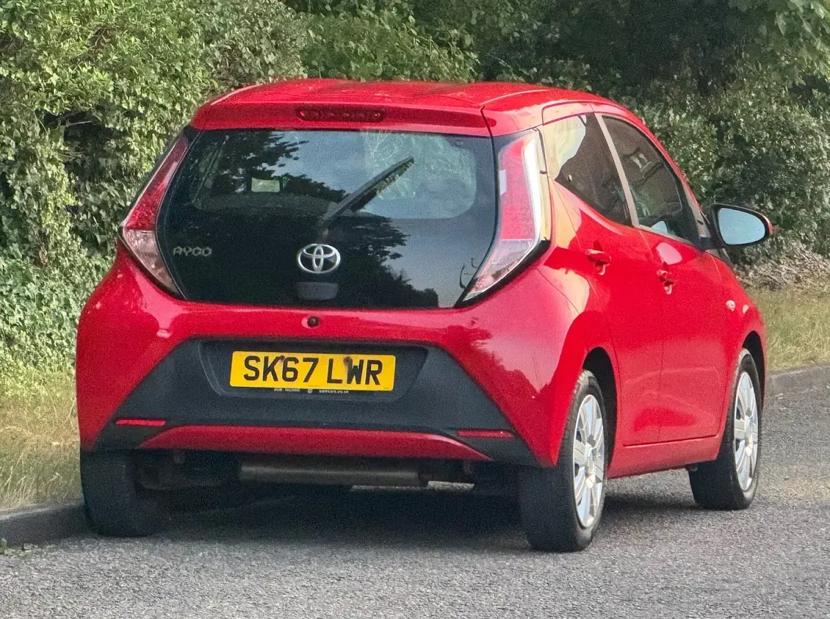Used Toyota Aygo X-play 69 HP (50 kW) 2017 Red Hatchback