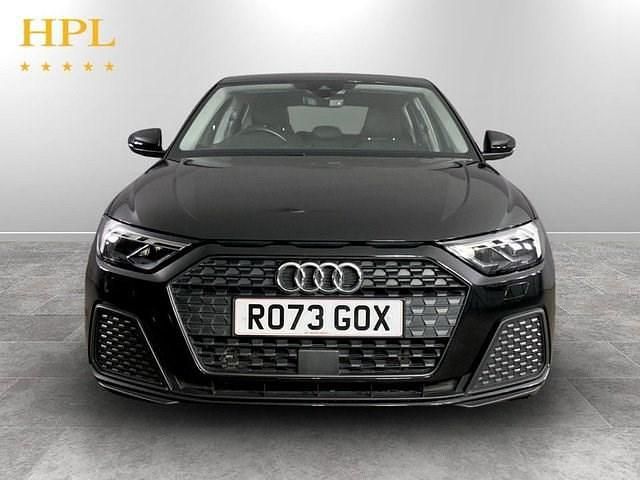 Usado Audi A1 Sportback Business 95 HP (69 kW) 2023 Preto Citadino