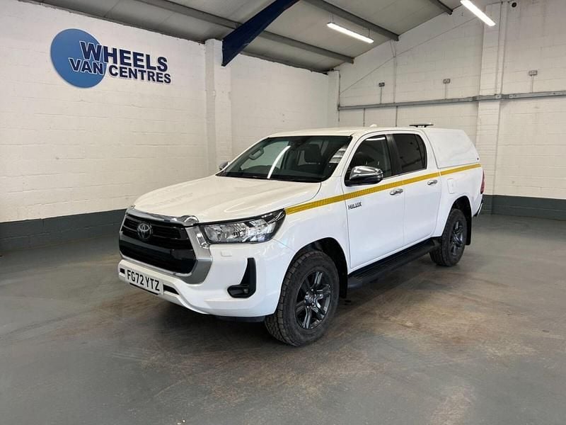 White Used 2022 Toyota HiLux Pickup | £18,790 (Super price) - Image 1/4