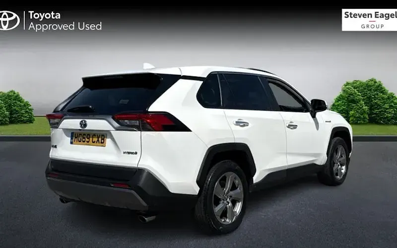 Used Toyota RAV4 218 HP (160 kW) 2025 SUV