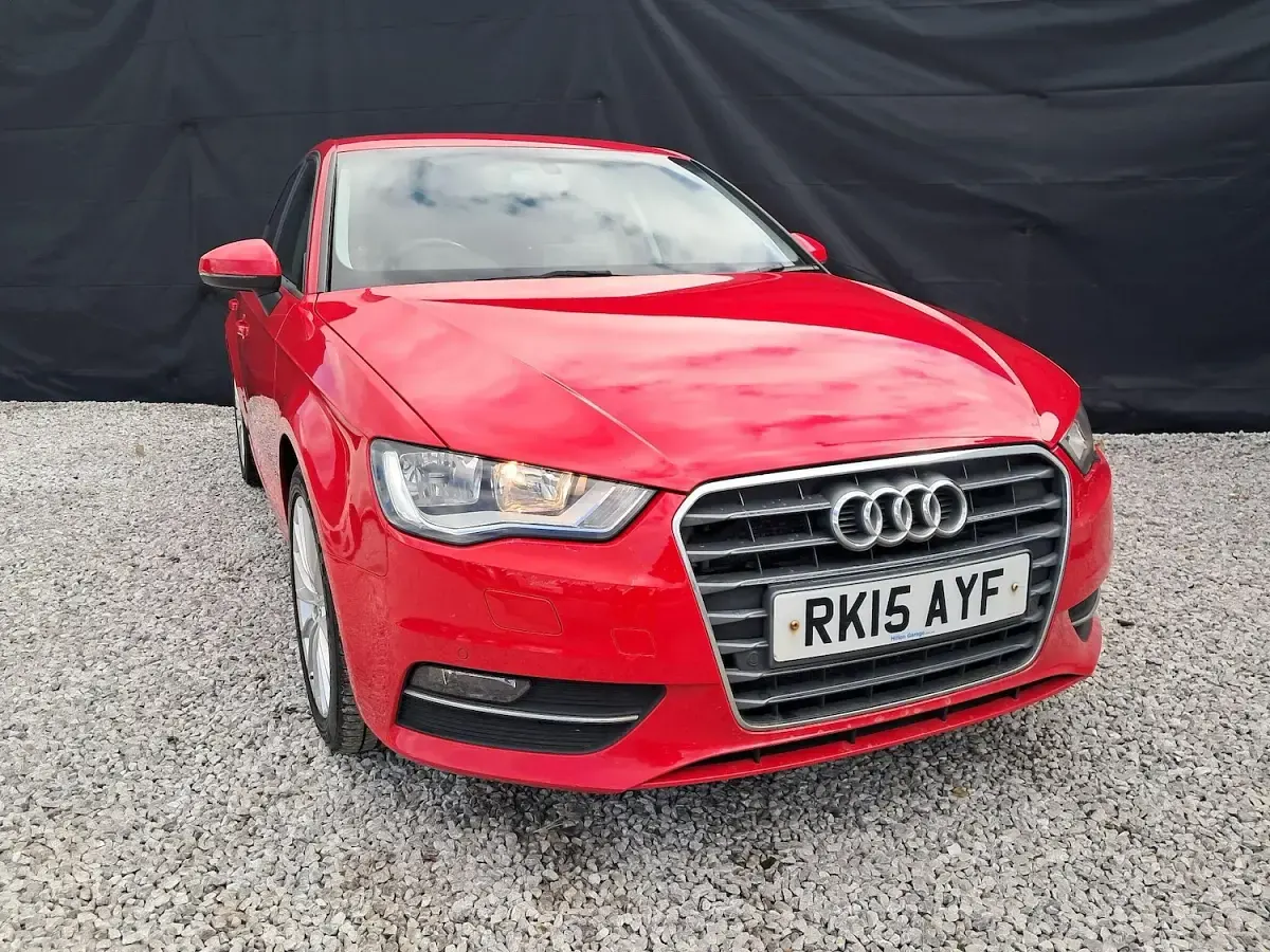 Used Audi A3 Sportback Performance 150 HP (110 kW) 2015 Red Hatchback
