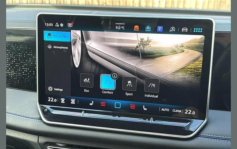 Used VW Tiguan R-line 150 HP (110 kW) 2025 Black SUV