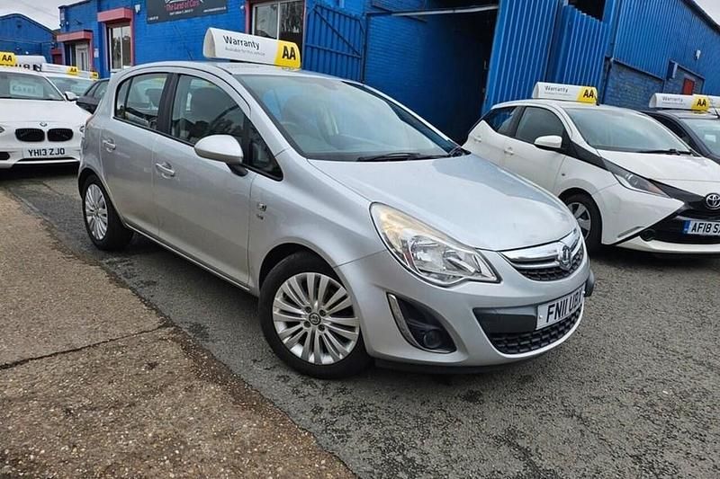 Used Vauxhall Corsa 100 HP (73 kW) 2011 Silver Hatchback