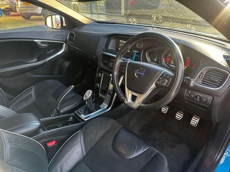 Used Volvo V40 R-Design 2014 Blue Hatchback
