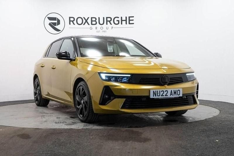 Yellow/black Used 2022 Vauxhall Astra GS Line Hatchback | £14,750 (Good price) - Image 1/1