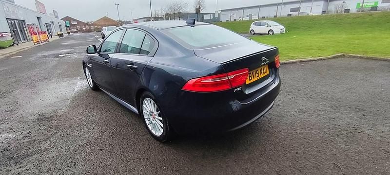 Used Jaguar XE R-Sport 163 HP (119 kW) 2019 Blue Sedan