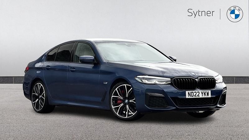 Blue Used 2022 BMW 545e M Sport | £34,500 (Fair price) - Image 1/4