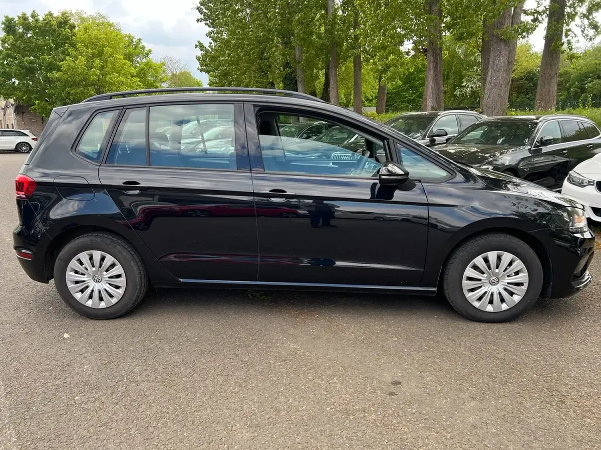 Used VW Golf Sportsvan S 116 HP (85 kW) 2018 Black MPV