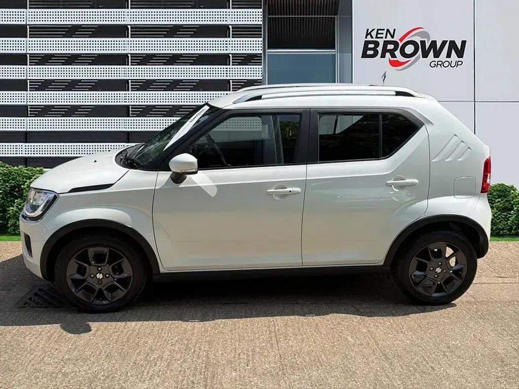 Used Suzuki Ignis SZ5 83 HP (61 kW) 2023 White SUV