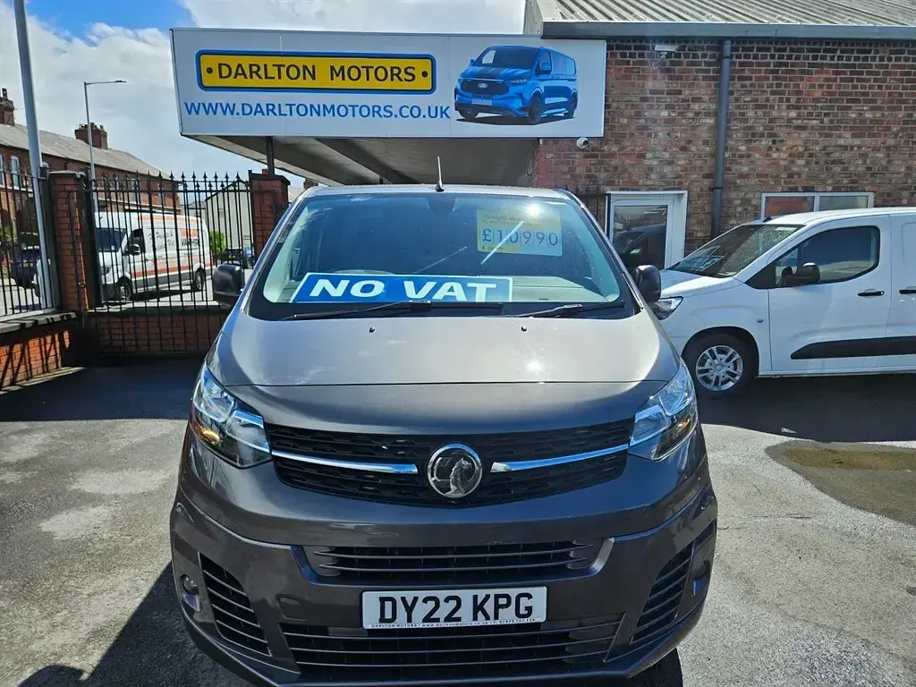 Used Vauxhall Vivaro S 100 HP (73 kW) 2022 Grey MPV
