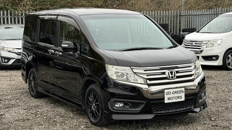 Used Honda Stepwgn Cool 2014 Black MPV