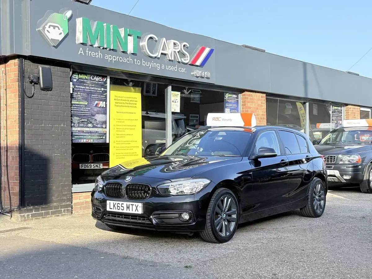 Used BMW 116 Sport Line 2015 Black Hatchback