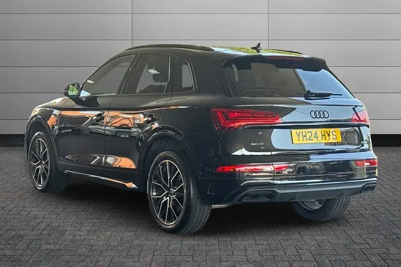 Used Audi Q5 Black Edition 261 HP (191 kW) 2024 Mythos black SUV