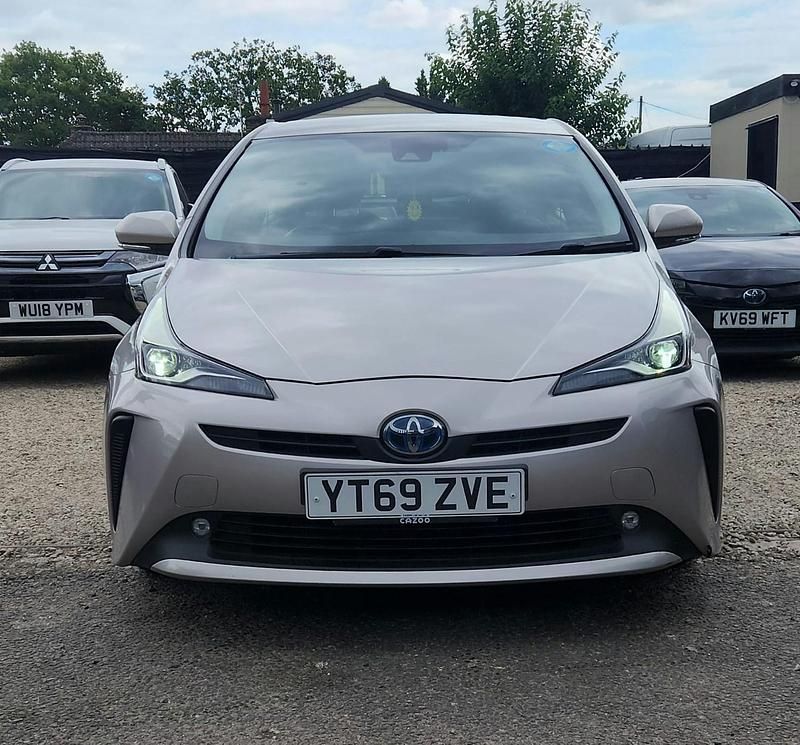 Bronze Used 2019 Toyota Prius Active Hatchback | £15,300 - Image 1/4