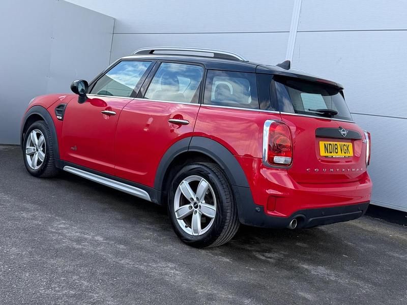 Used Mini Cooper D Countryman 148 HP (108 kW) 2018 Red SUV