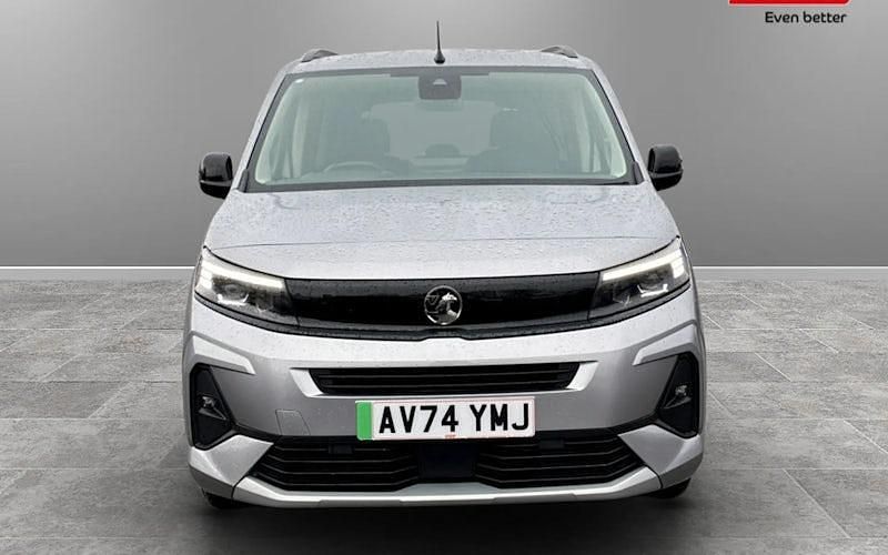 Used Vauxhall Combo Ultimate 100 kW (136 HP) 2025 MPV