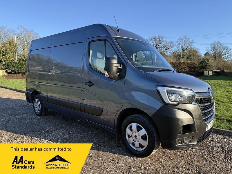 Used Renault Master Business 2023 Blue MPV