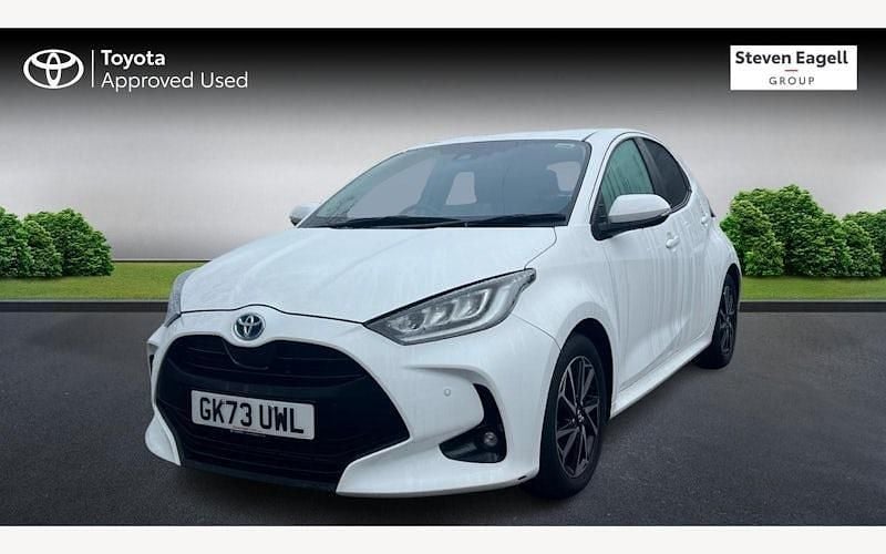 Used Toyota Yaris Hybrid Design 116 HP (85 kW) 2025 Hatchback