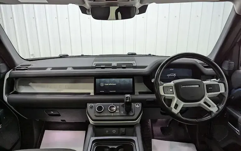 Used Land Rover Defender S 200 HP (147 kW) 2020 Blue Estate