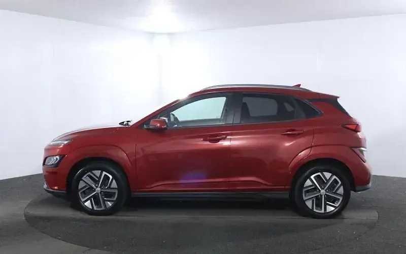 Used Hyundai Kona Premium 150 kW (204 HP) 2021 Red SUV