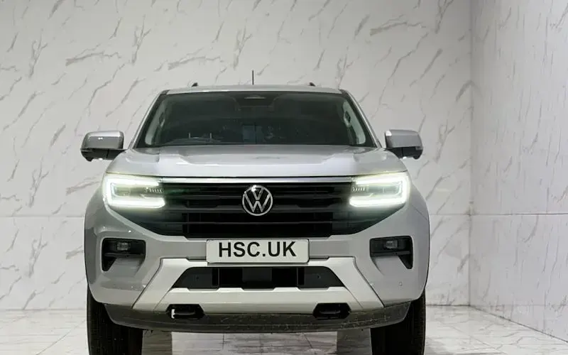 Used VW Amarok Life 205 HP (150 kW) 2025 Pickup