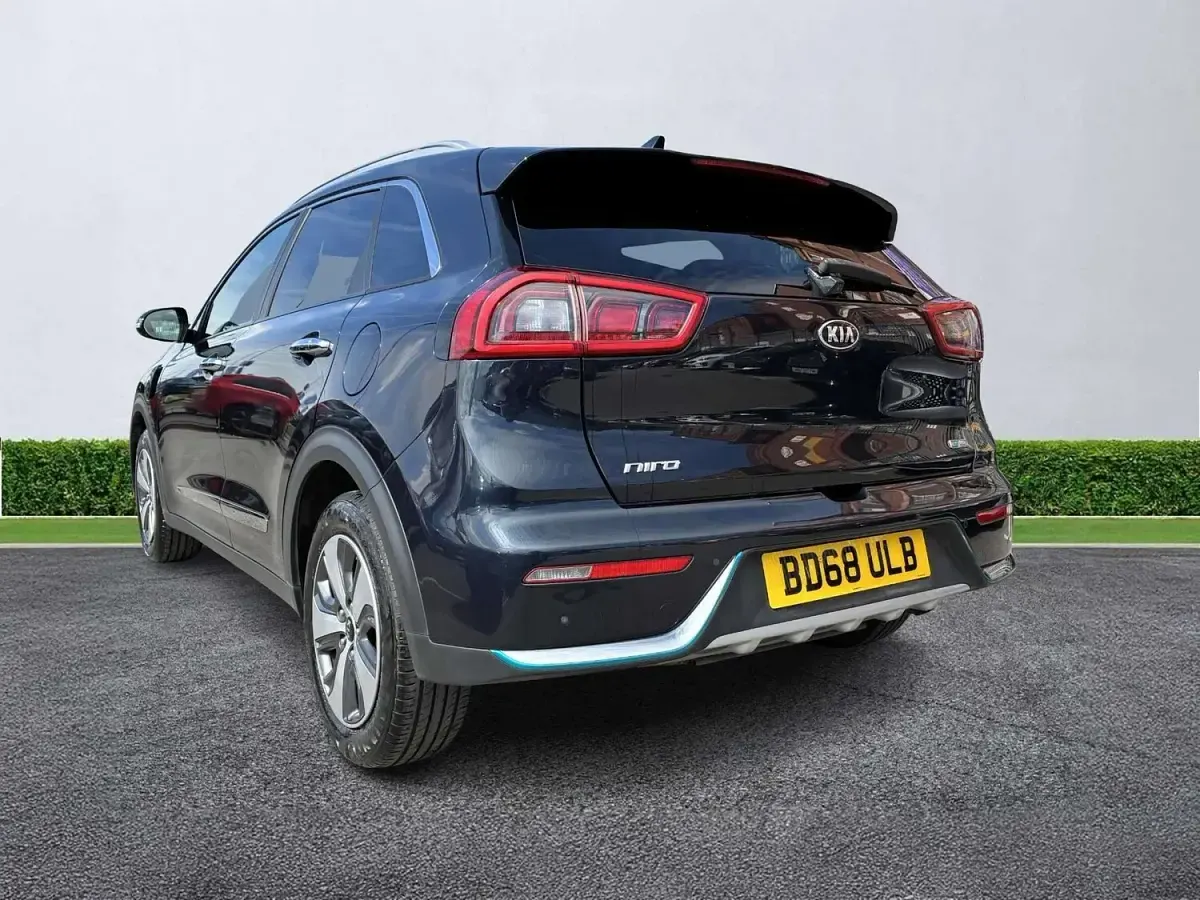 Used Kia Niro 139 HP (102 kW) 2018 Blue SUV