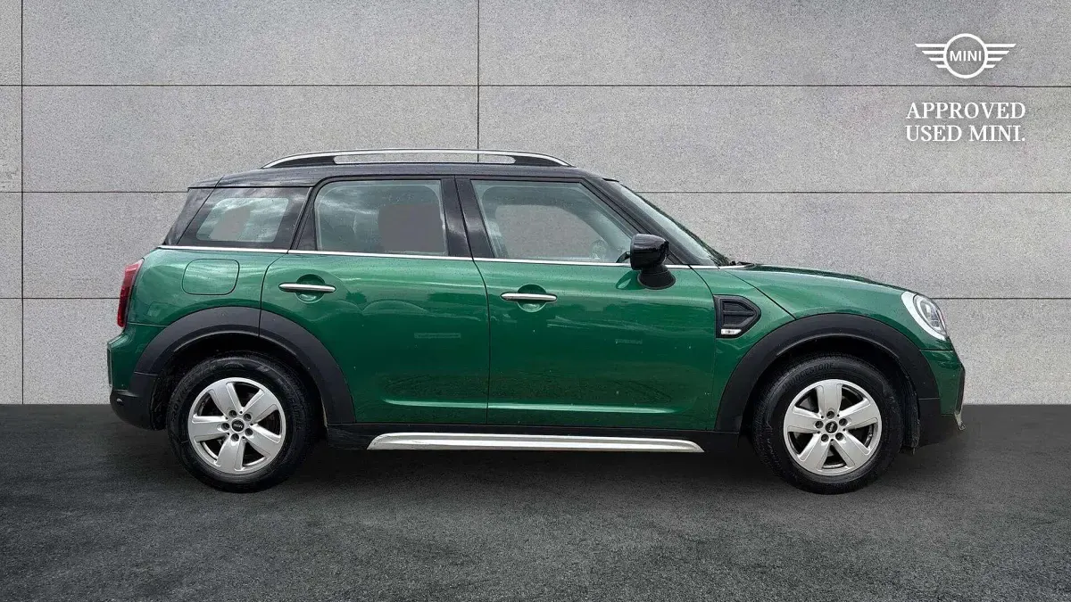 Used Mini Cooper Countryman Classic 134 HP (98 kW) 2020 Green SUV