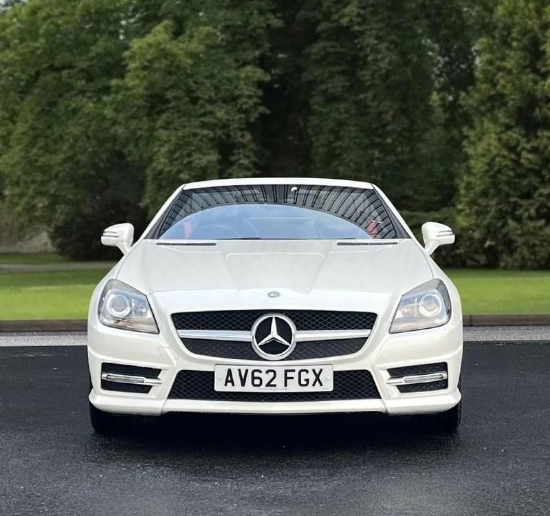 Used Mercedes SLK200 AMG 184 HP (135 kW) 2012 White Cabriolet