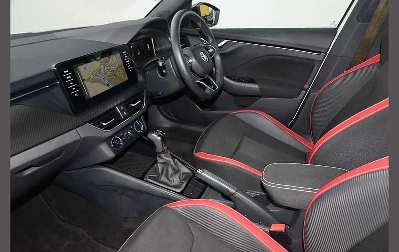 Used Skoda Kamiq Monte Carlo 147 HP (108 kW) 2023 Candy white SUV