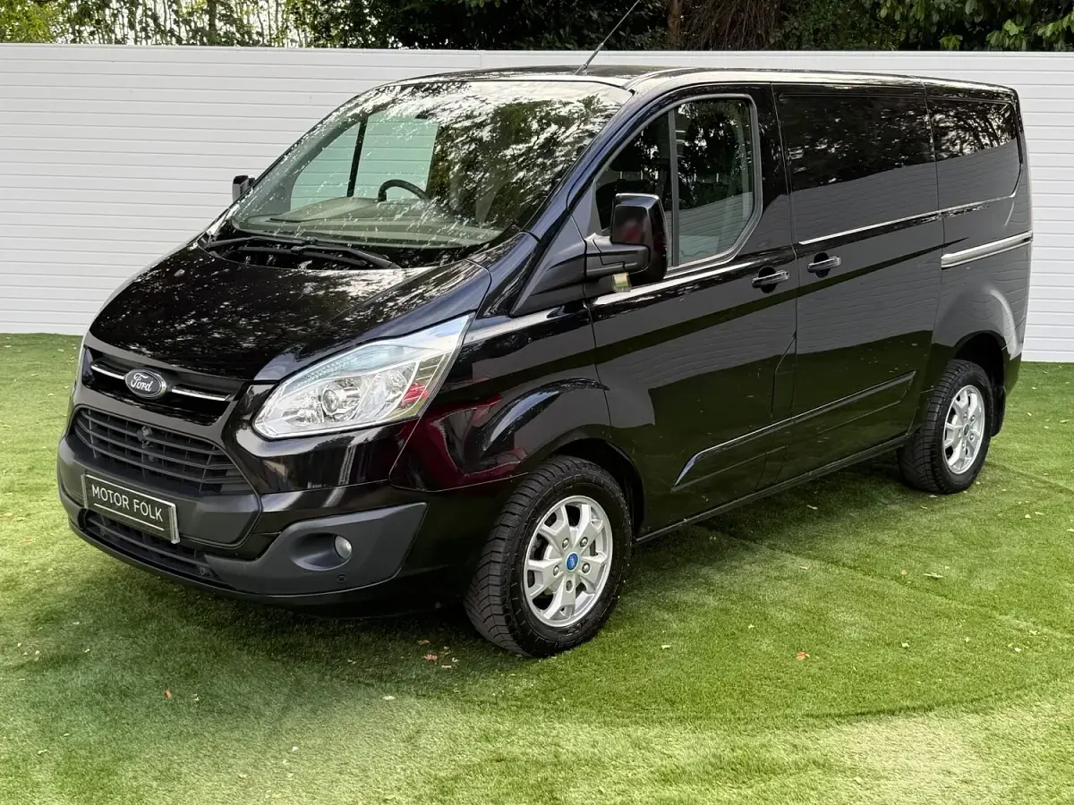Used Ford Transit Custom Limited 125 HP (91 kW) 2014 Black Van