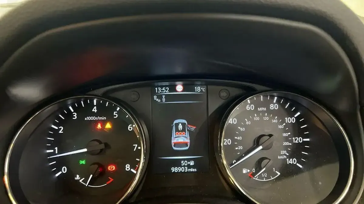 Used Nissan Qashqai S 163 HP (119 kW) 2015 Blue SUV