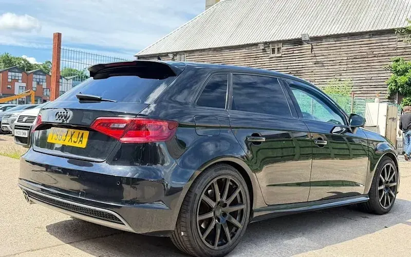 Used Audi A3 Sportback S-Line 184 HP (135 kW) 2014 Black Hatchback