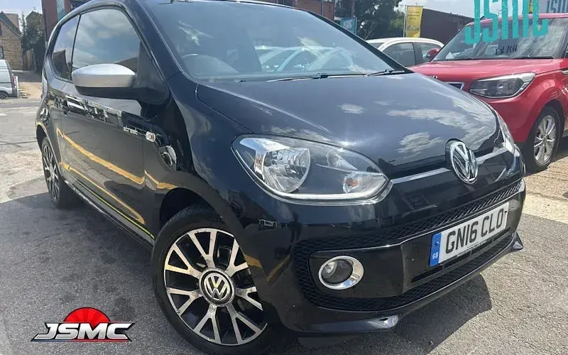 Used VW up! 75 HP (55 kW) 2016 Hatchback