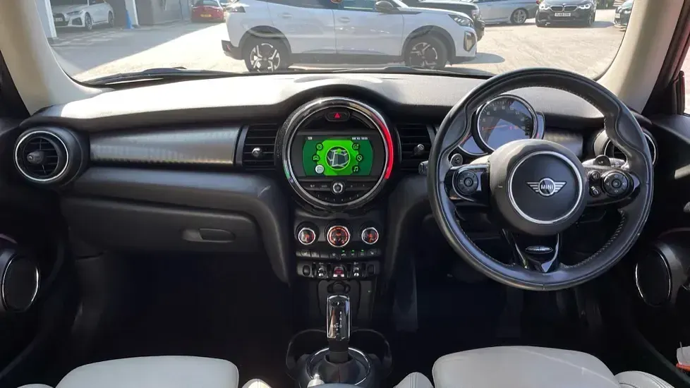 Used Mini Cooper S Exclusive 189 HP (139 kW) 2019 Red Hatchback