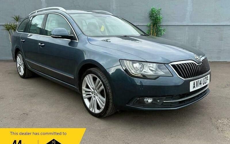 Used Skoda Superb Elegance 170 HP (125 kW) 2015 Estate