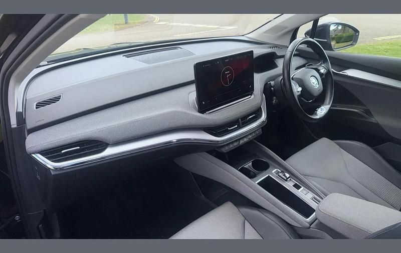 Used Skoda Enyaq iV ecoSuite 150 kW (204 HP) 2023 Black SUV