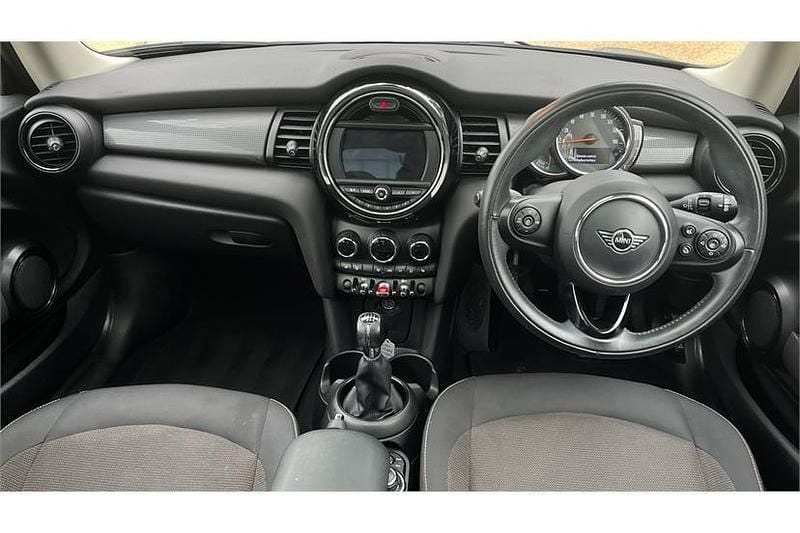 Used Mini Cooper Classic 136 HP (100 kW) 2019 Grey Hatchback