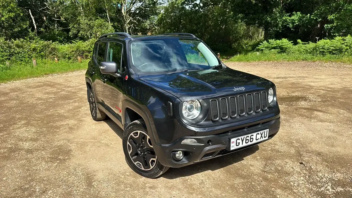 Used Jeep Renegade Trailhawk 2016 Black SUV
