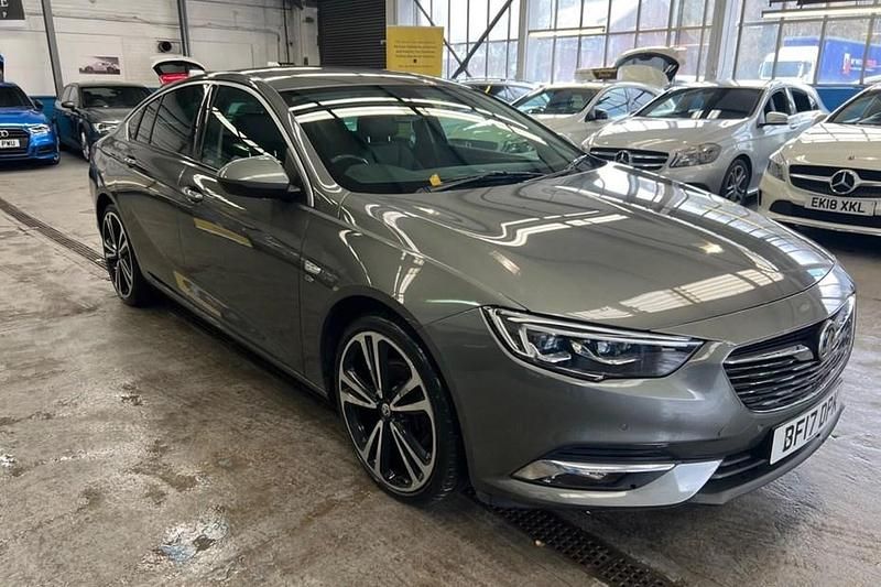 Used Vauxhall Insignia Elite 170 HP (125 kW) 2017