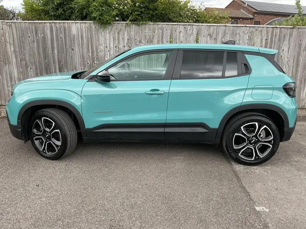Used Jeep Avenger Summit 2024 Blue SUV