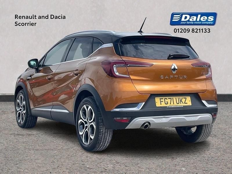 Used Renault Captur Version S 140 HP (102 kW) 2021 Orange/black  SUV