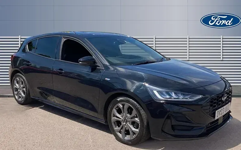 Used Ford Focus ST-Line 125 HP (91 kW) 2002 Hatchback